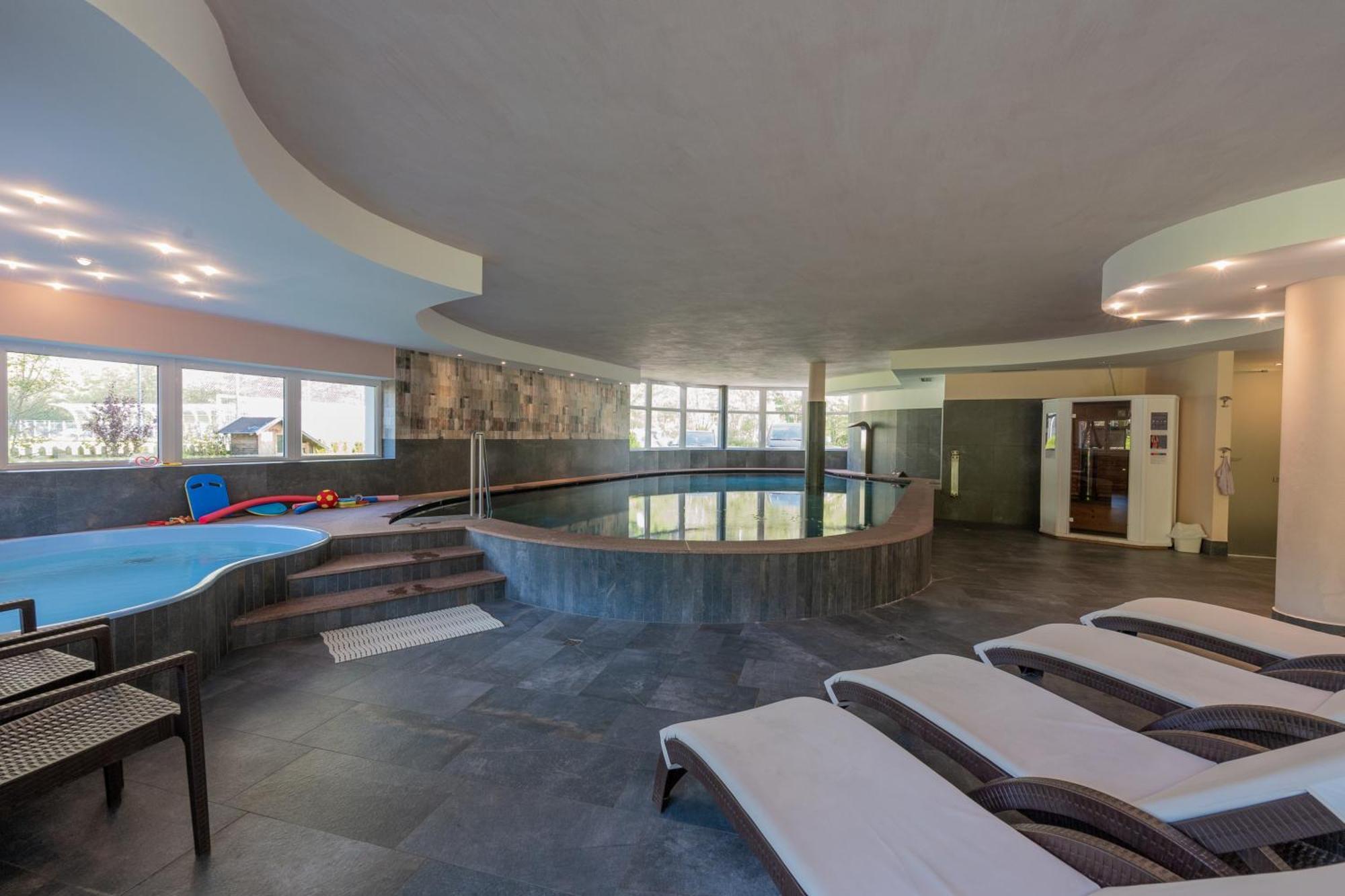 Hotel Alpin Colle Isarco Luaran gambar